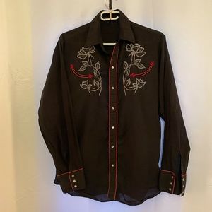 Vintage Black Western shirt w White floral embroidery